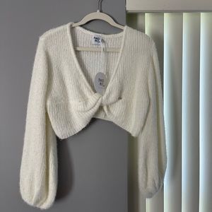 BRAND NEW Princess Polly White Cropped Sweater